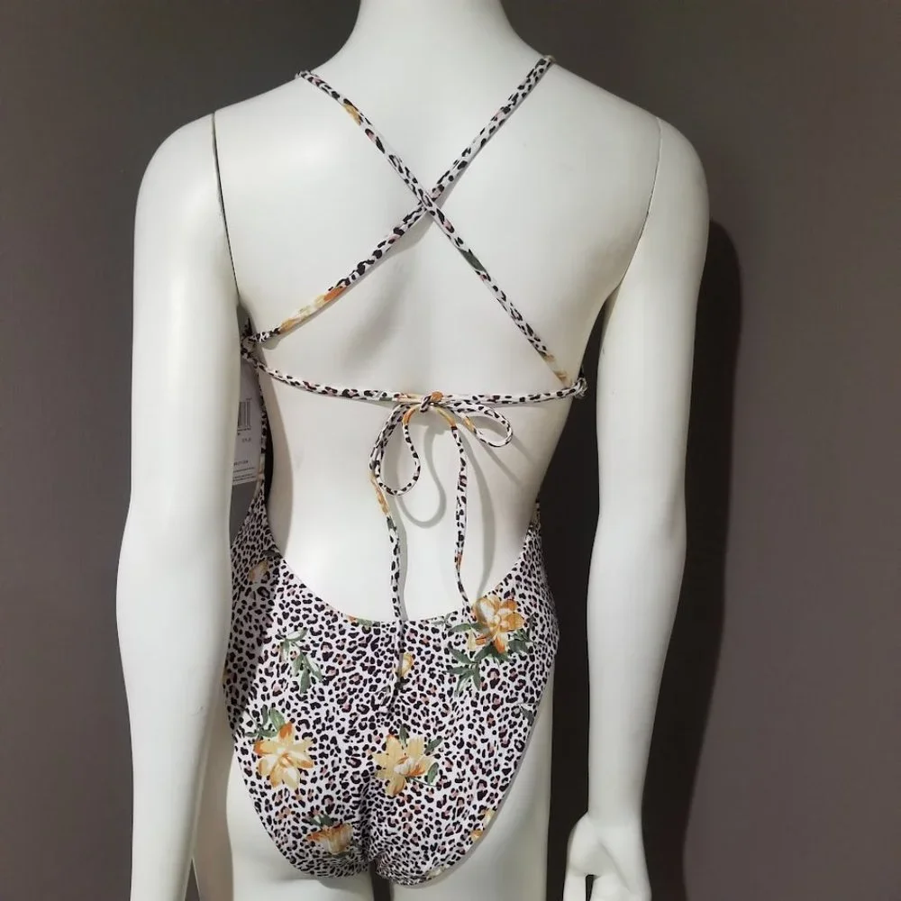 Hurley  Printed One-Piece Cheeky Swimsuit - Jungle Cat - Picture 4 of 11